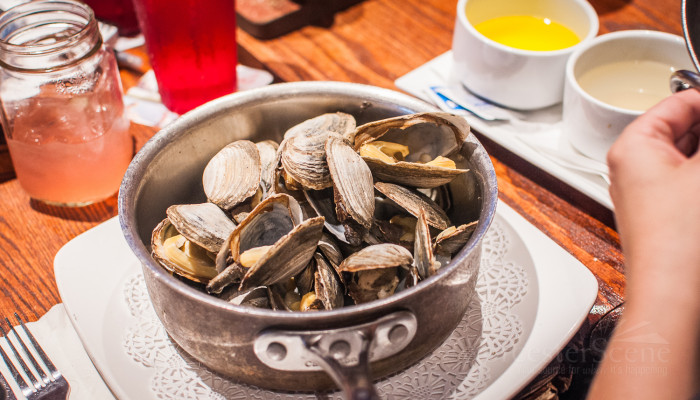 Sweet Steamed Clams at the Boynton on Highland Street in Worcester, MA